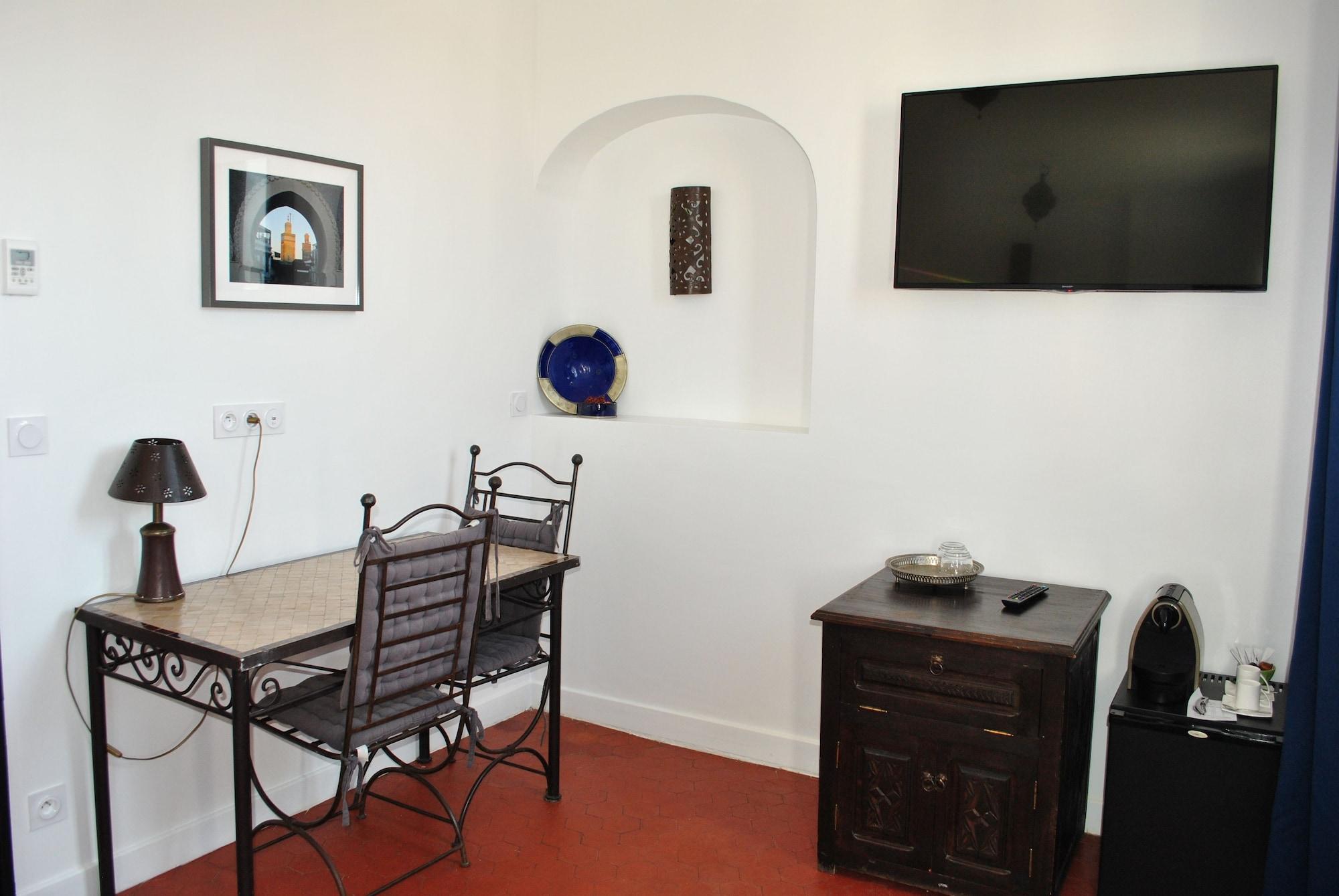 Le Ryad Boutique Hotel Марсилия Екстериор снимка