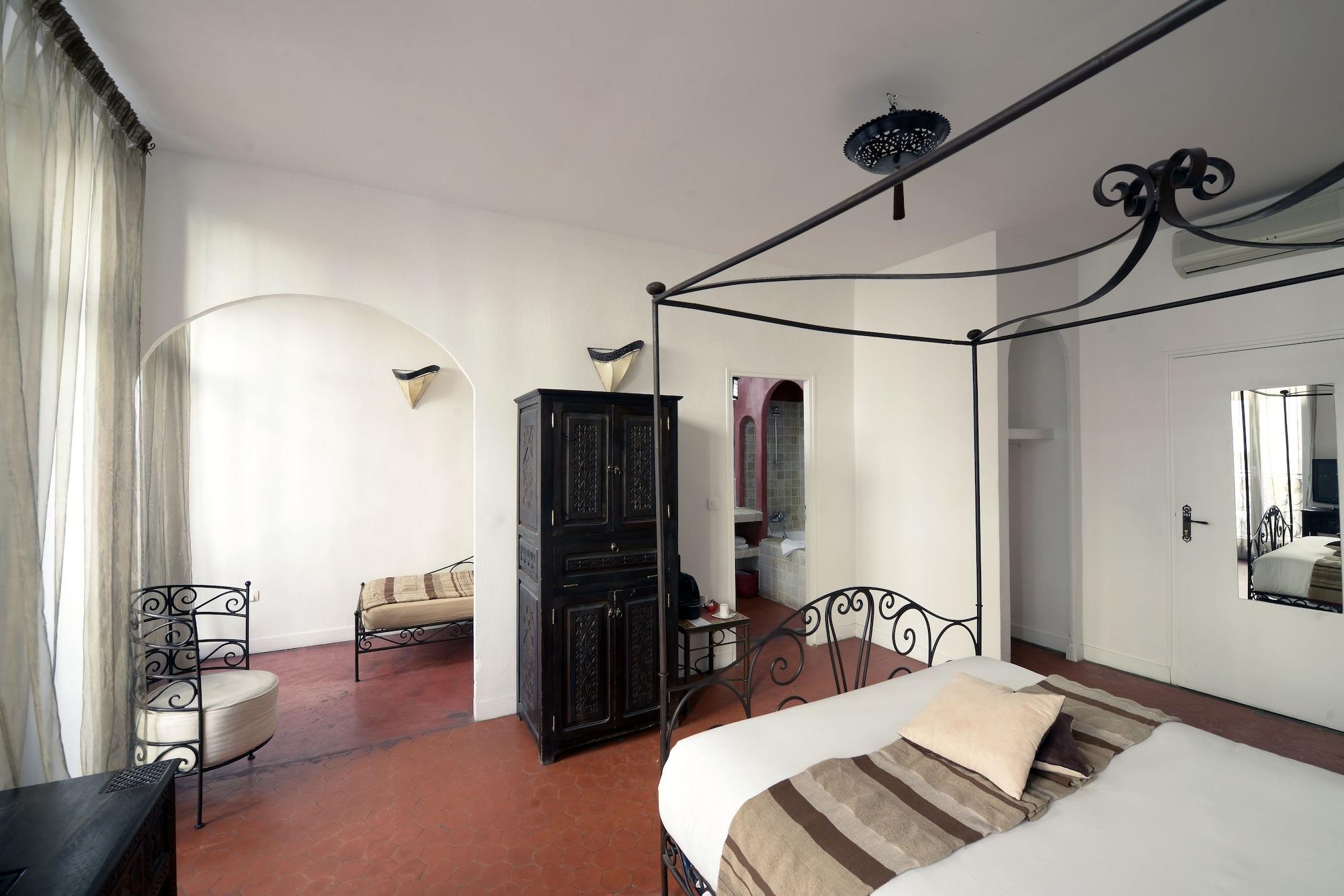 Le Ryad Boutique Hotel Марсилия Екстериор снимка