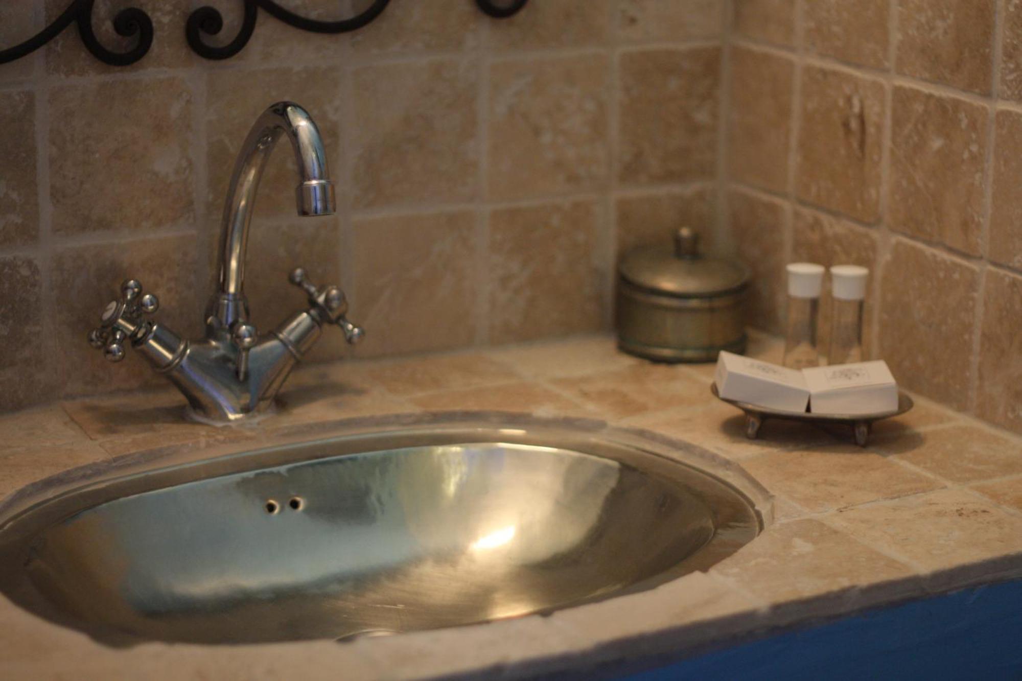 Le Ryad Boutique Hotel Марсилия Екстериор снимка